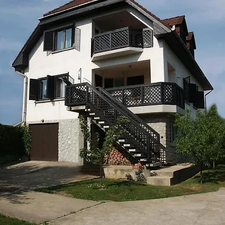 Guest house Margareta Vendeghaz Miskolc